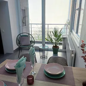 Apartment Ksenija, Ostende